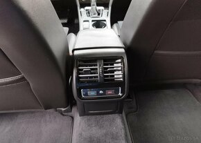 Volkswagen Passat 2,0 TDI DSG 4MOTION HIGHLINE nafta - 12