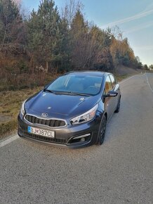 Kia ceed 1,4 benzín - 12