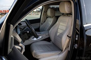 Mercedes-Benz GLS 350 d 4MATIC A/T - 12