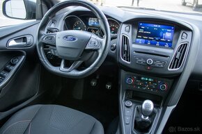 Ford Focus Kombi 1.5 EcoBoost ST Line - 12