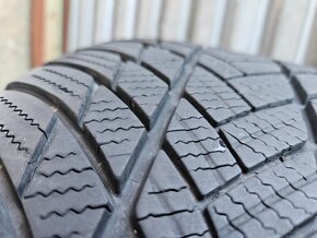 Špičkové zimné pneumatiky Bridgestone Blizzak - 225/60 r17 - 12