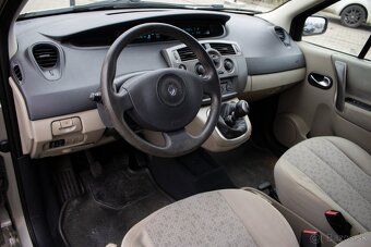 Renault Mégane Scenic - 12