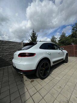 Porsche Macan - 12