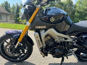 YAMAHA MT-09 6/2014 KOUPENA NOVÁ V ČR PO SERVISE - 12