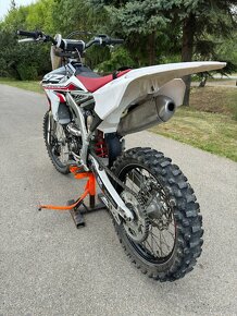 Yamaha YZF 250 2016 - 12