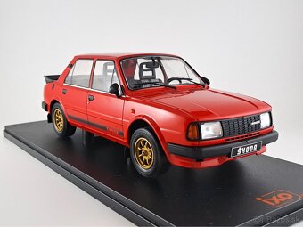 ŠKODA 130L 1988 ČERVENÁ,1987 Rally Monte Carlo 1/18 IXO - 12