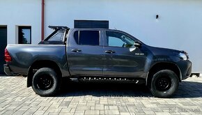 TOYOTA HILUX 2.4 D-4D - PREDAJ AJ NA SPLÁTKY - 12