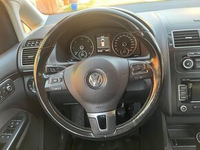 Volkswagen touran - 12