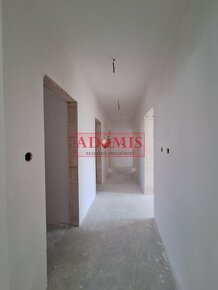 Predáme 4izbový bungalov 140m2 Cestice, obecná voda, ČOV, le - 12