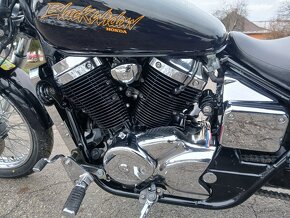 Honda VT 750 Balck Widow - 12