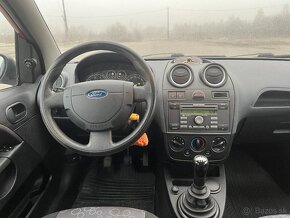 Ford Fiesta - 12