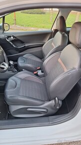 Peugeot 208 E-Hdi Top Stav - 12