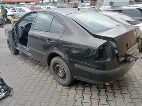 Lacno rozpredám Škoda Octavia II na náhradné diely - 12