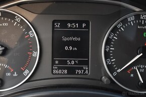 Škoda Octavia Combi 1.8 TSI Elegance DSG Invalid úprava - 12