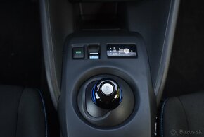 Nissan Leaf Elektro 40 KWH 7000_KM_ROK_9/2021 - 12