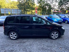 Volkswagen Touran 1.6i 75kW klima tempomat 229tkm 2009 - 12