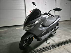 Honda PCX 125 - garážovaná, prvý majiteľ - 12