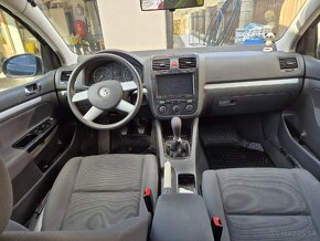 VW Golf 5 - 12