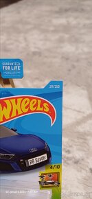 Hotwheels mix - 12