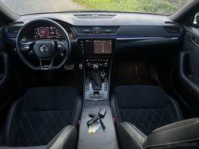 Škoda Superb Sportline Virtual/Matrix/DCC/čierny strop - 12