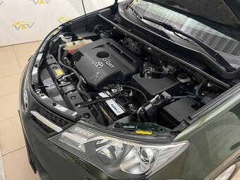 Toyota RAV4 2.2 l D-CAT Premium - 12