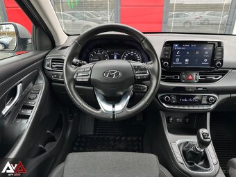 Hyundai i30 CW 1.5i CVVT Family, Pôvodný lak, 63 160km, SR - 12