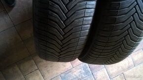 ZIMNÉ 235/65 R17 4 ks NEXEN 6 mm  a 2 ks MICHELIN cca 6-7 mm - 12