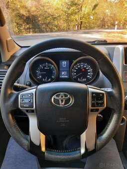 TOYOTA Land cruiser 150 3.0 D-4D - 12