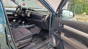 Toyota Hilux DC 2.4 I D-4D Executive A/T - 12