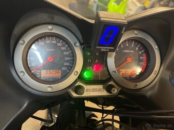 Suzuki V-strom - 12