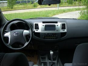 Toyota Hilux 3.0 D-4D 126Kw AT5 - 12