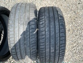 3. MICHELIN 205/45 R17 - 12