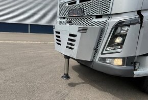 8989 Volvo FH 16.750 - 8x4 – Valník + HR-Hiab 85 t/m – EURO - 12