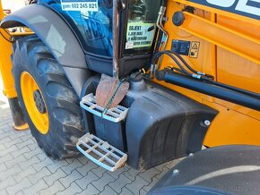 JCB 3CX 4X4 - 12