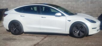 Tesla Model 3 DUAL MOTOR, AWD, LONG RANGE, 366 KW Odpočet DP - 12