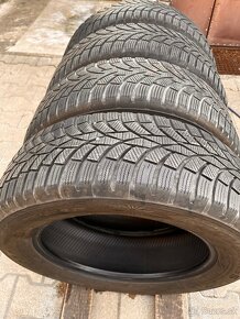 215/65R17 Toyo zimne - 12