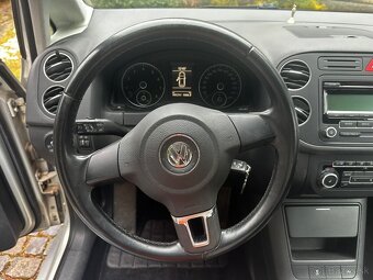 Volkswagen Golf Plus - 12