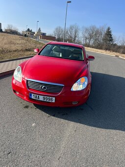 Lexus SC430. Rok 2003, motor V8 o objemu 4.3L, výkon 210kW, - 12