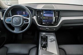 Volvo XC60 B5 Plus Dark AWD A/T - 12