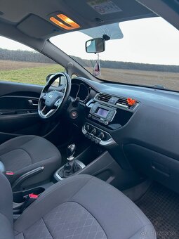 Kia Rio 1.4 benzín 2016 - 12