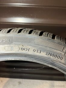 225/40 R18 zimné pneu - 12