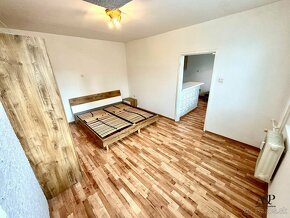 1,5 IZBOVÝ BYT S BALKÓNOM V CENTRE MESTA, 37M2, HOLLÉHO UL., - 12