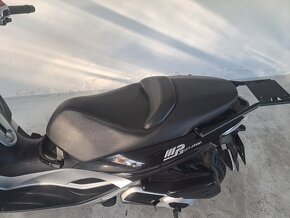 Piaggio MP3 300 Yourban - 12