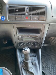 Volkswagen golf 4  1.4 16v - 12