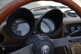 Alfa Romeo Spider r. 1984 93kw - 12