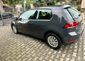 Volkswagen Golf VII 1,0TSi / 63 Kw klima benzín manuál 63 kw - 12