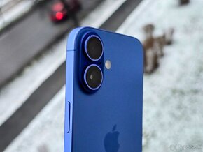 Apple iPhone 16 128GB Ultramarine, ako nový, komplet, záruka - 12