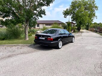 BMW 540i e39 - 12