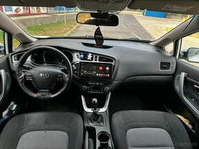 KIA Ceed 1.6 CRDi - 12