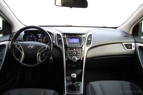 HYUNDAI i30 Family 1,6 CRDi 81 kW - 12